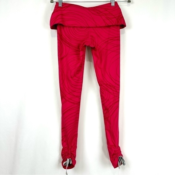 Desigual Women's Sz XS Pink Active Monochromatic Leggings With Outlined Circles - Picture 4 of 13